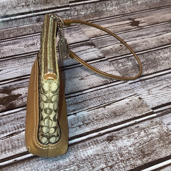 Coach Signature Soho Wristlet - Picture 5 of 16